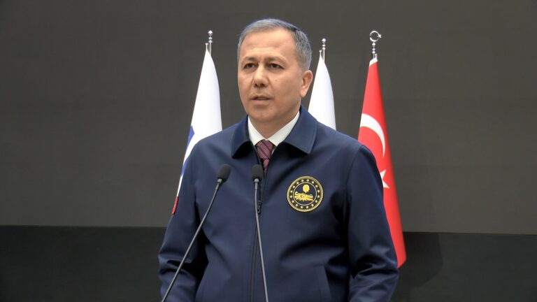 Ankara’da Cumhuriyet tarihinin en büyük uyuşturucu operasyonu: 577 gözaltı (2)