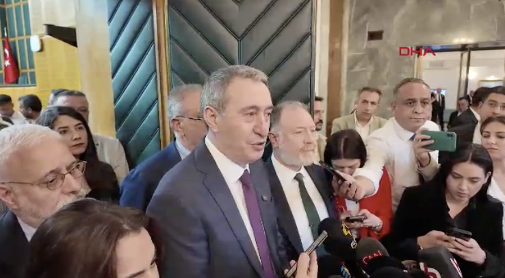 DEM Parti’li Bakırhan: Umarım silahın olmadığı günler görürüz