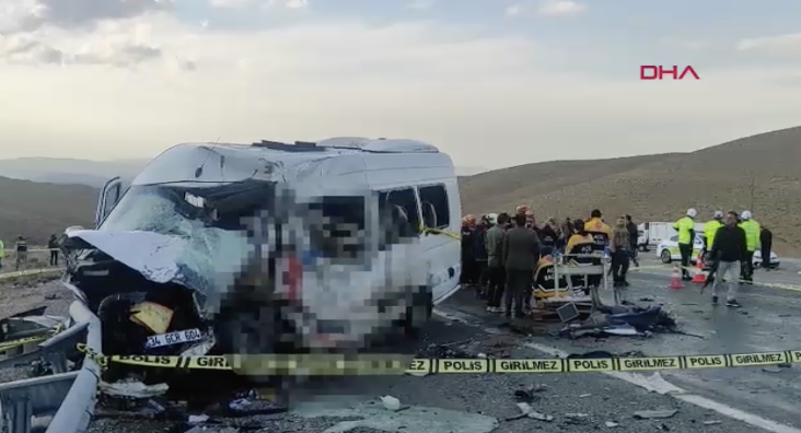 Van’daki kazada ölü sayısı 8’e çıktı