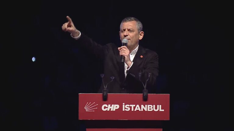 İstanbul – Özgür Özel, Beylikdüzü’nde konuştu