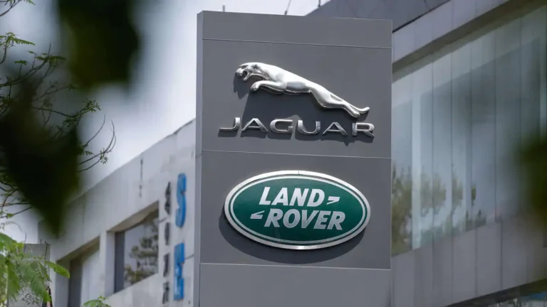 JLR