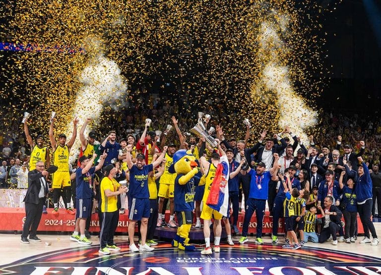 Basketbolda Avrupa’nın en büyüğü Fenerbahçe Beko