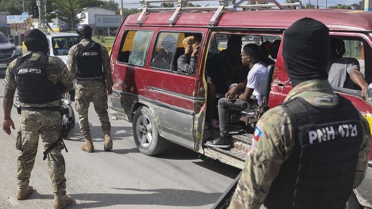 Haiti’de silahlı çete kasabaya saldırdı: 50 ölü