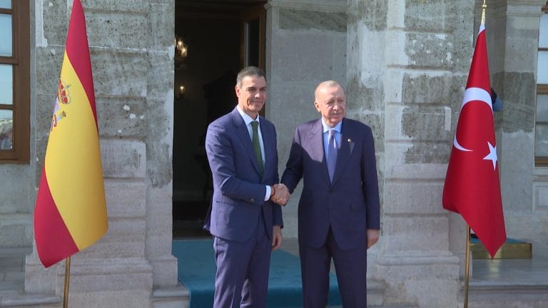 Cumhurbaşkanı Erdoğan, Macaristan’da liderlerle hatıra fotoğrafı çekimine katıldı