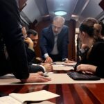 Bakan Fidan, Kiev'den trenle döndü 1 bakan fidan kievden trenle dondu 9b9829a59c49