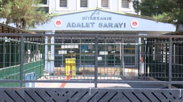 12 yaşındaki kız çocuğunu kaçırdığı iddiasıyla tutuklanmıştı, ilk duruşmada tahliye edildi