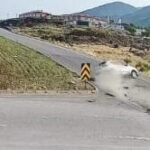 2 otomobilin karıştığı kazada 1'i çocuk 5 kişi yaralandı 5 2 otomobilin karistigi kazada 1i cocuk 5 kisi yaralandi 2a885ff29a22