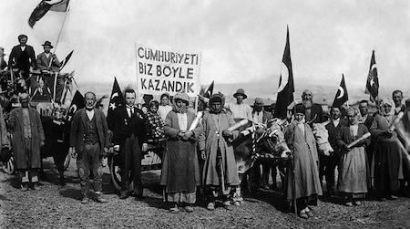 Cumhuriyetin Tanımı Üzerine Kısa Bir Yorum 