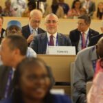 bakan isikhan son uc yilda yaklasik 25 milyon kisiye yeni istihdam olanagi saglanmistir d99df63d5f4f