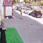 Bıçaklı kavgadan kaçarken minibüsün altında kalıp öldü; olay anı kamerada 3 bicakli kavgadan kacarken minibusun altinda kalip oldu olay ani kamerada 7d922af35cee