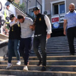 İstanbul- Fatih'te kuyumcudan 600 bin dolarlık soygun kamerada 5 istanbul fatihte kuyumcudan 600 bin dolarlik soygun kamerada 85712f8ed027