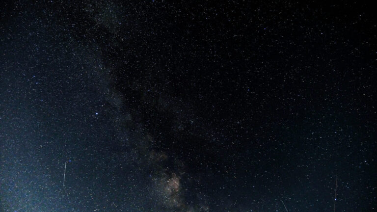 Perseid meteor yağmuru, Konya Ovası’nda görsel şölen oluşturdu