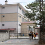 bicakla sinifa girip 2 ogretmeni yaraladi 163378dbeeda