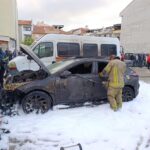 bursada park halindeki 3 arac cikan yanginda zarar gordu b491bfa758dc