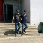 emekliyi dolandirdi alisveris merkezinde yakalandi 6a4d31d58d60