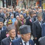 gaziler gununde esleri de gazilerle birlikte yurudu ef0ba47335ee