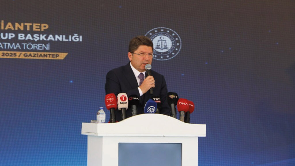 ADALET BAKANI TUNÇ GAZİANTEP ADLİ TIP GRUP BAŞKANLIĞI BİNASININ TEMELİNİ ATTI 1 haber 4 02