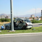 iki otomobilin carpistigi kazada olu sayisi 3e cikti kaza kamerada 44f028ab9df1