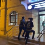 istanbul arnavutkoyde tartistigi otomobil surucusune tasla saldiran kisi yakalandi 3c61ecbf6393
