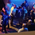 istanbul kagithanede havai fisekli kutlamaya babanizin yeri mi diye tepki gosteren cifti darbettiler db6a6fe6b513