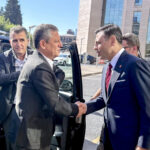 istanbul ozgur ozel istanbul adalet sarayi onunde aciklama yapti 94bb24561954