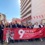 izmirde 350 metrelik turk bayragi ile zafer yuruyusu 947939391c84