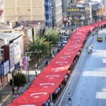 izmirde 350 metrelik turk bayragi ile zafer yuruyusu c2cbda0eecb1