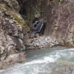 kamyonet ucurumdan dere yatagina yuvarlandi 1 olu 1 yarali a93a5a35b334