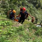 kamyonet ucurumdan dere yatagina yuvarlandi 1 olu 1 yarali f63f8dc77d4a