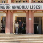 kanseri yenen liseli gulnaza sinif arkadaslarindan pastali karsilama f0e139140c8b