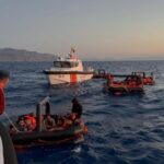 marmariste yunan unsurlari tarafindan geri itilen 74 kacak gocmen kurtarildi 2d6232e5cd34