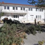 muglada firtina minarenin kulahi ile evlerin catilari uctu agaclar devrildi 63ccf0d194fa