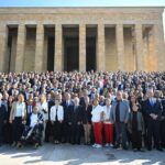 ozgur ozel anitkabiri ziyaret etti 1ded64bfa2a2