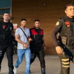 polise baskasinin kimligini gosteren 17 yil hapisle aranan supheli gozaltina alindi 5872f0cc18e5