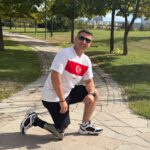 protez bacakli gazi yamac parasutu yapiyor zeybek oynuyor 9f21855d4075