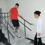 protez bacakli gazi yamac parasutu yapiyor zeybek oynuyor d38485015c98