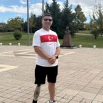 protez bacakli gazi yamac parasutu yapiyor zeybek oynuyor f898acf4b843
