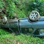 Rize’de freni boşalan otomobil, yamaca çarpıp takla attı: 3 yaralı 3 rizede freni bosalan otomobil yamaca carpip takla atti 3 yarali bf3567921cac