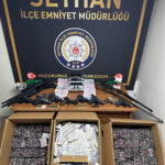 silahlari tutukluk yapinca otoparka saldiridan vazgecip kactilar o anlar kamerada f3f8feeacf4d