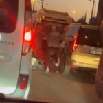 trafikte surucuyu darbeden motosikletli 2 kisi gozaltina alindi 07e31a251963