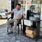 Yokuşta yorulanlara ücretsiz su ve dinlenme imkanı 1 yokusta yorulanlara ucretsiz su ve dinlenme imkani 2d4d14a774f4