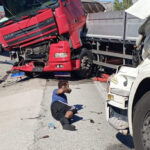 2 tir carpisti 3u agir 4 yarali 859127c88ae8