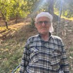 80 yasinda her yil tonlarca uzumu kizakla koyune tasiyor 1951a0c98f71