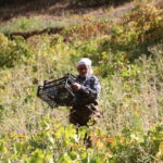 80 yasinda her yil tonlarca uzumu kizakla koyune tasiyor d6184688a098