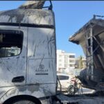 Adıyaman'da Sondaj Çalışmaları Sırasında TIR Dorsesindeki Beton Caddeye Döküldü 5 adiyamanda hafriyat tirinin dorsesindeki beton yola dokuldu video eklendi f15b537f7ed2