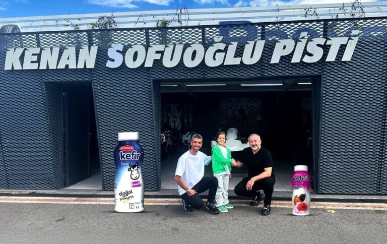 Altınkılıç Süt Ürünleri’nin yeni marka yüzü Kenan ve Zayn Sofuoğlu oldu