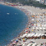 antalya turizminde yeni 2 rekor her 4 turistten 1i rus 4b50610ee1a7