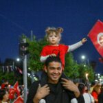 Antalya'da Cumhuriyetin 102'nci yılı coşku içinde kutlandı! 9 antalyada fener alayi ile cumhuriyet coskusu 9acf193e0ee5