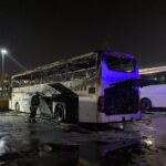 astide park halindeki yolcu otobusu yandi d9410ddfc203