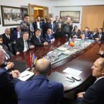 bakan bolat romanya ile ticaret hacmini 15 milyar dolara cikarmayi hedefliyoruz 694bf4bb7281